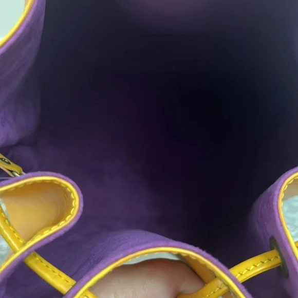 Louis Vuitton Yellow Epi Leather Bucket Shoulder Bag - Picture 12 of 16